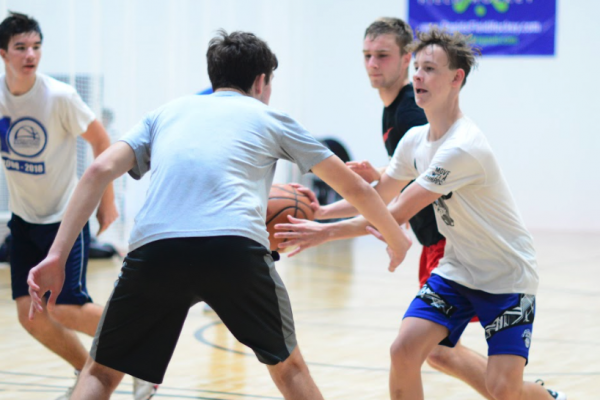 winter break camps image